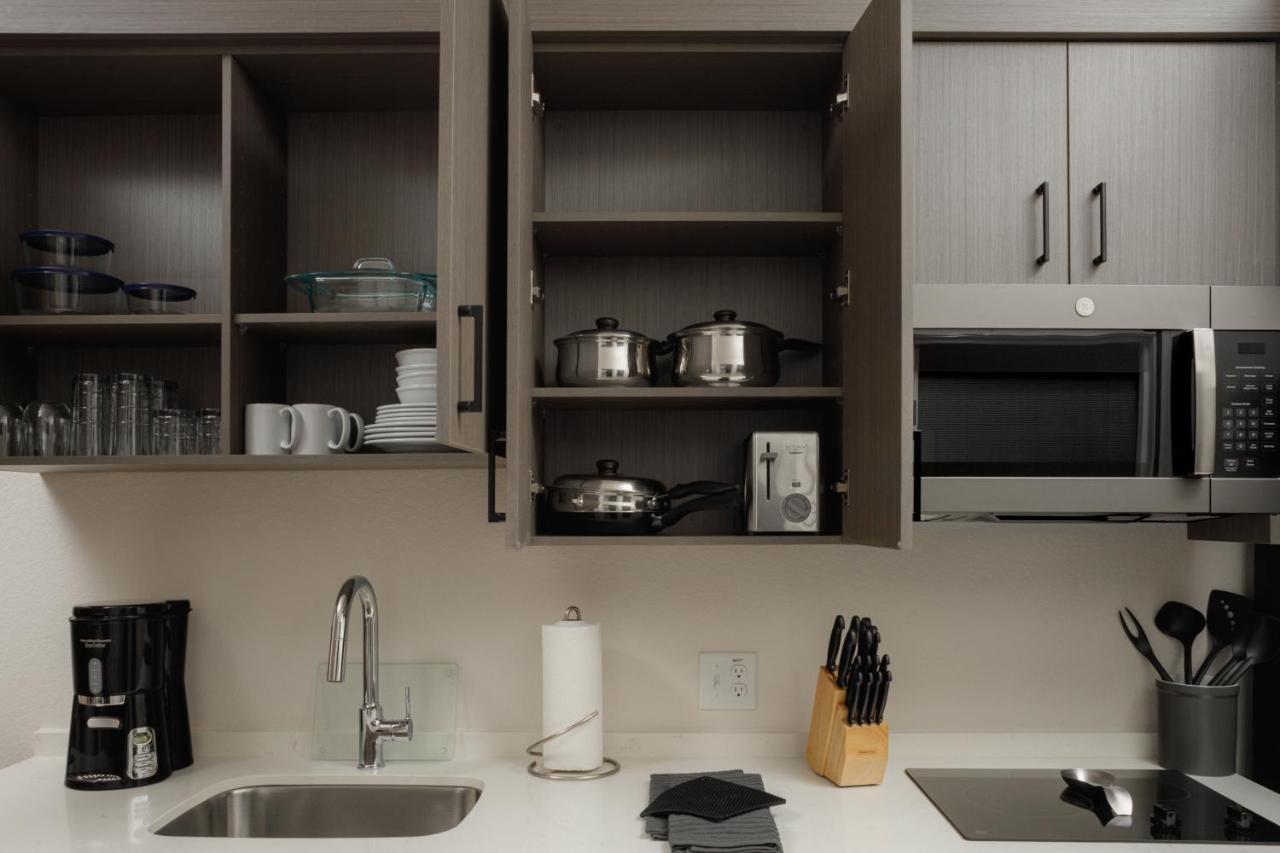 Waterwalk Extended Stay By Wyndham Jacksonville Deerwood Pk Esterno foto