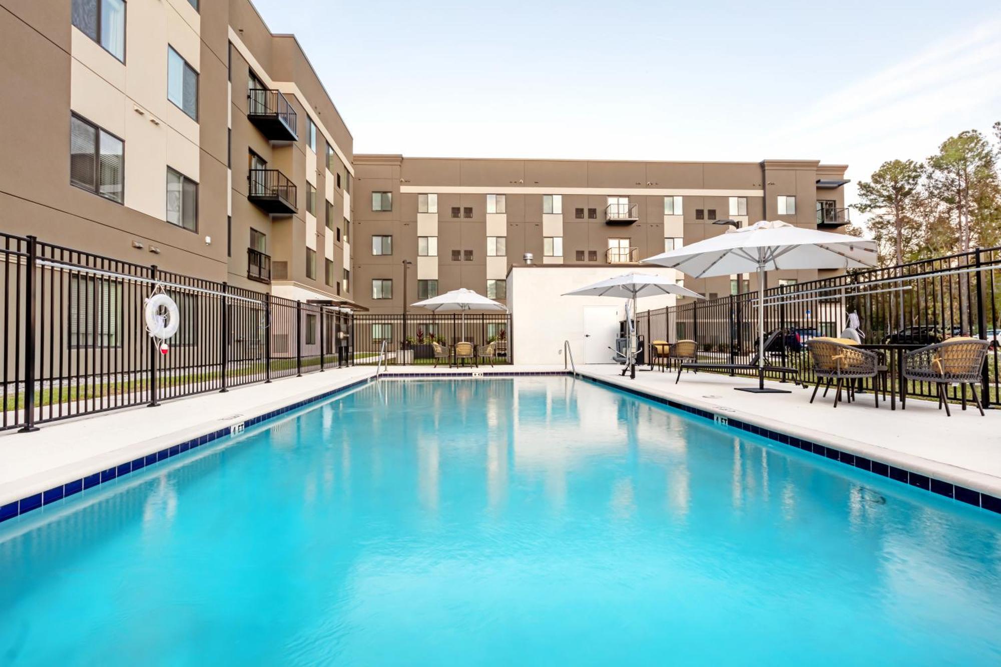 Waterwalk Extended Stay By Wyndham Jacksonville Deerwood Pk Esterno foto