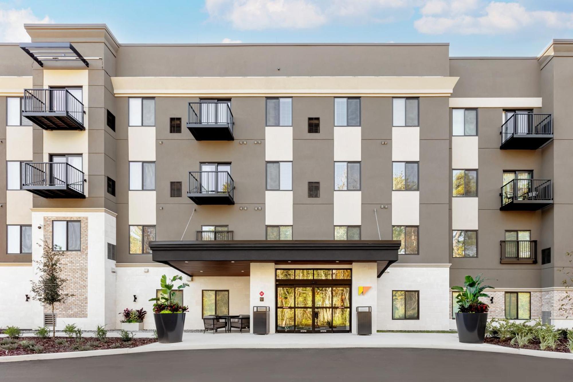 Waterwalk Extended Stay By Wyndham Jacksonville Deerwood Pk Esterno foto