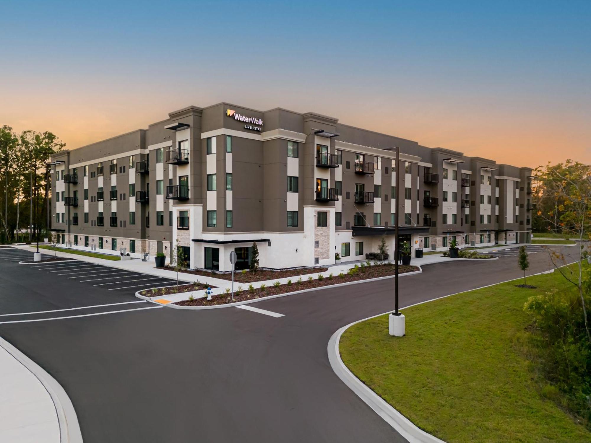 Waterwalk Extended Stay By Wyndham Jacksonville Deerwood Pk Esterno foto